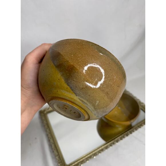 Set of Two Beautiful Vintage Earth Toned Artist Signed Handmade Studio Pottery 4 - Picture 4 of 9